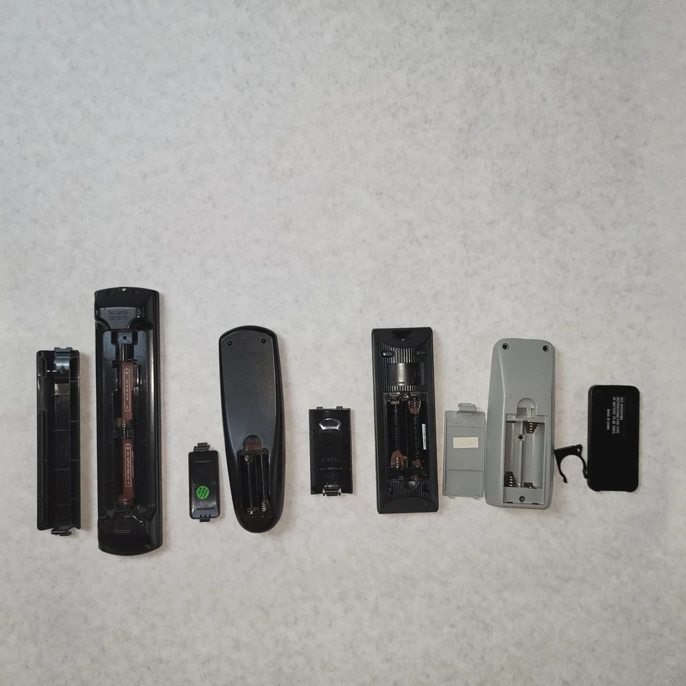Lot of 5‎ TV DVD Remote Controls Sony Panasonic Sceptre